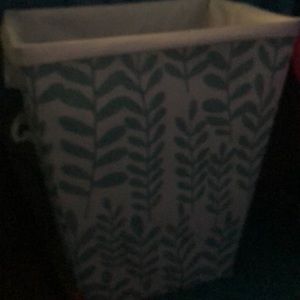 laundry bin